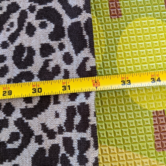 Calvin Klein Leopard Infinity Scarf - Picture 11 of 12